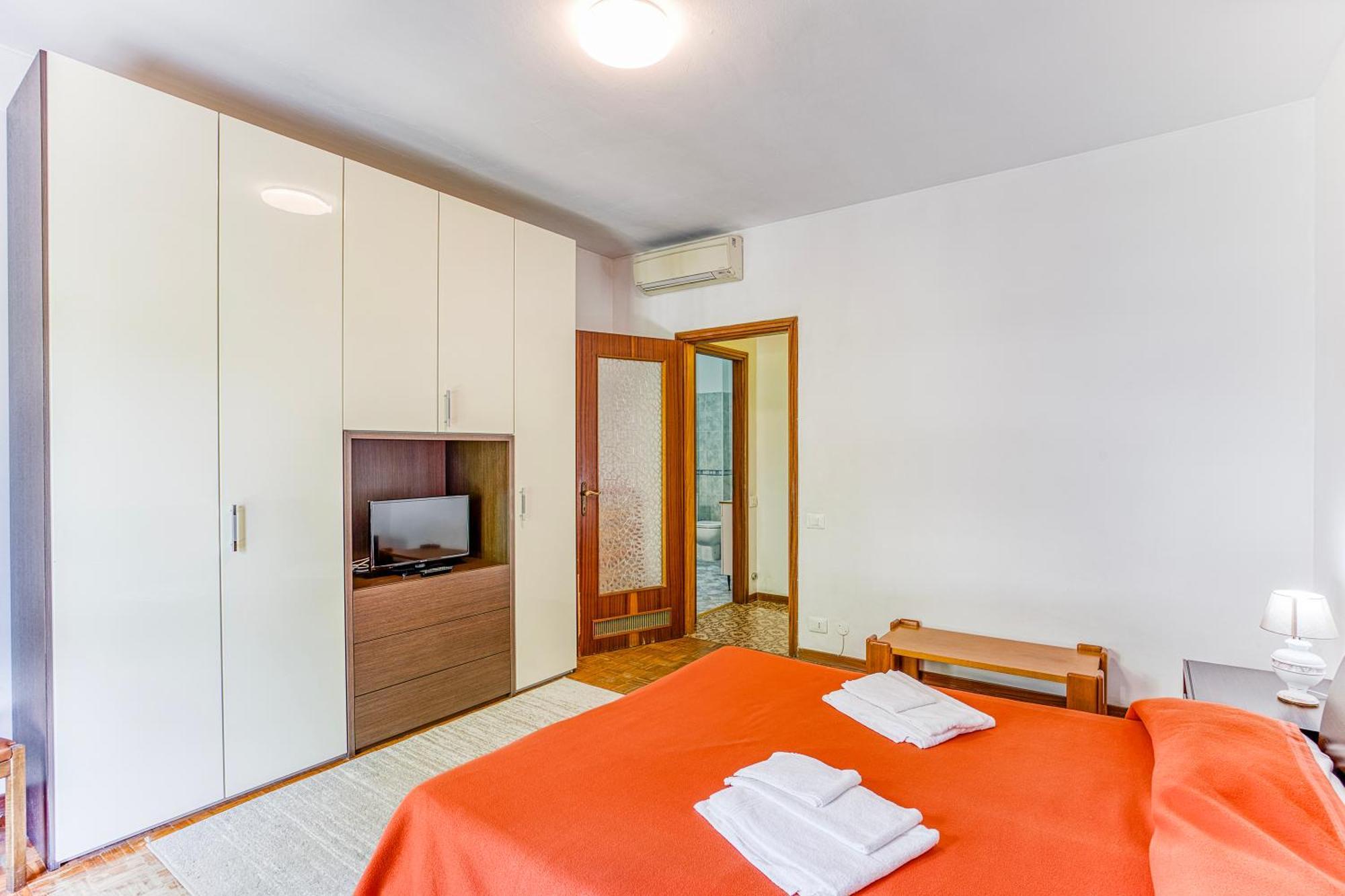 Casa Arno 500M From Beach - Happy Rentals Marina di Massa Eksteriør billede